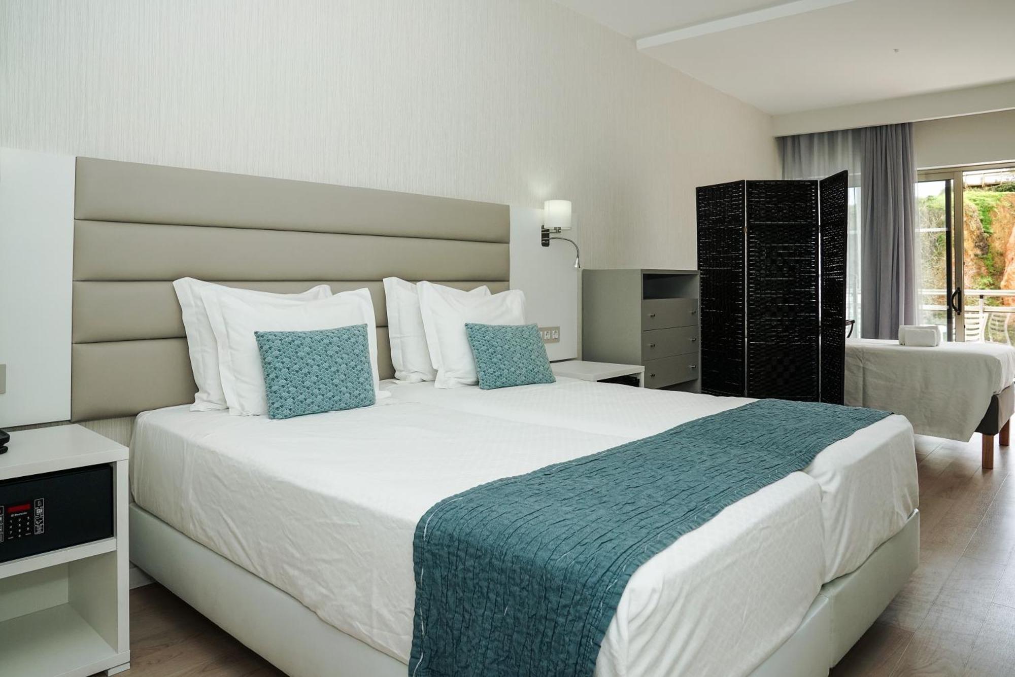 Carvi Beach Hotel Lagos Exterior photo