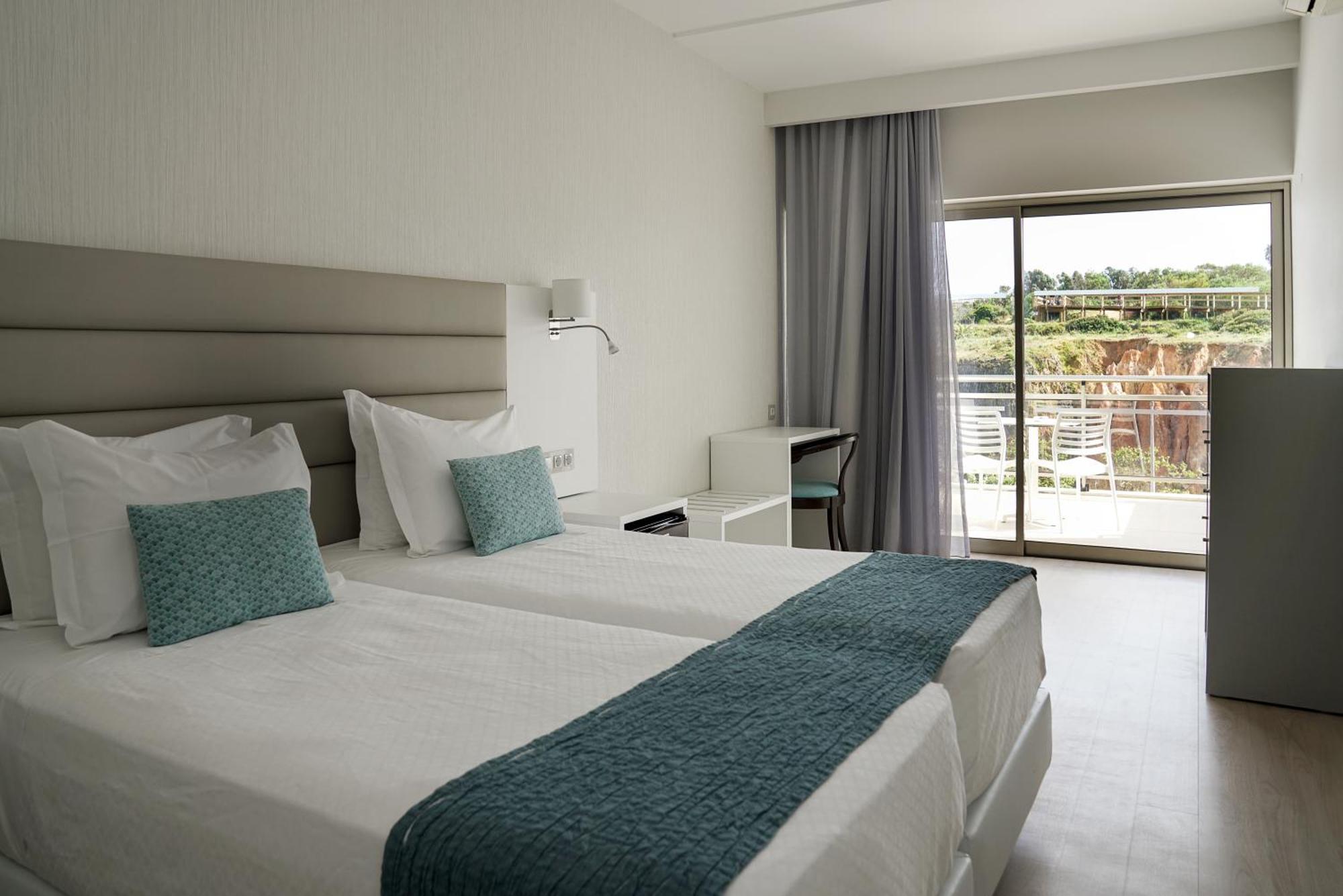 Carvi Beach Hotel Lagos Exterior photo
