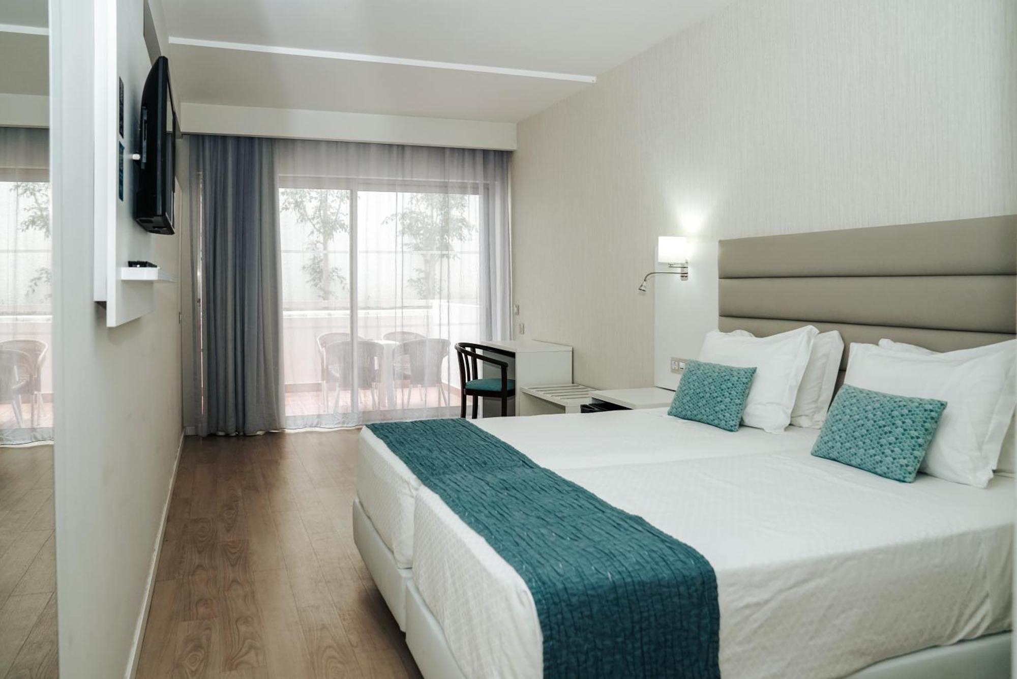 Carvi Beach Hotel Lagos Exterior photo