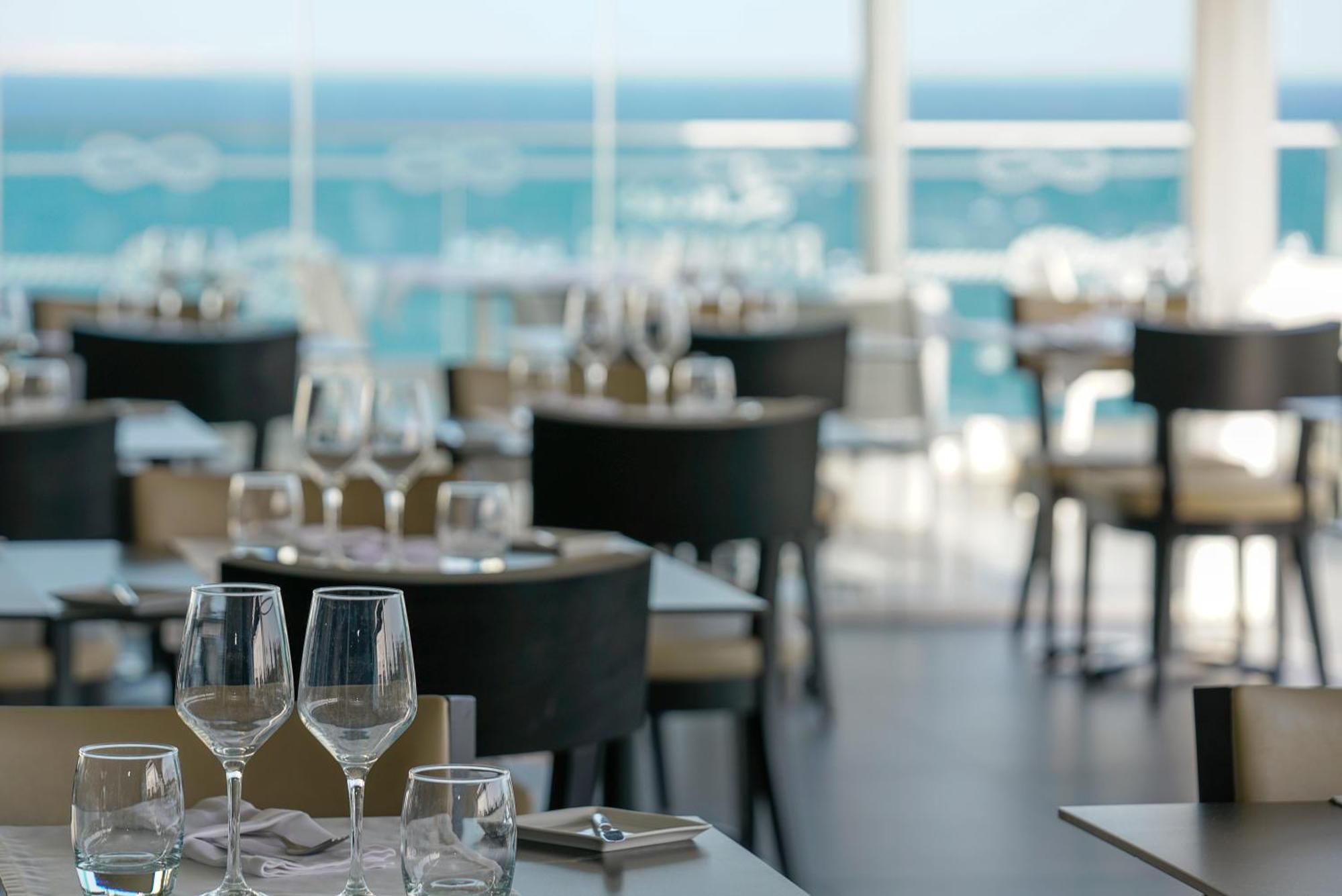 Carvi Beach Hotel Lagos Exterior photo